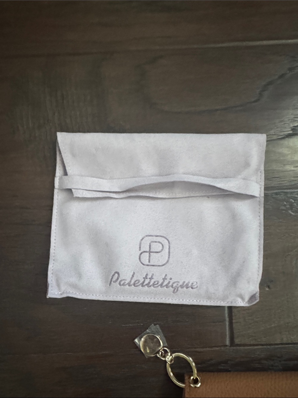 Compact Tan Leather Key Pouch Wallet with Ring - Picture 2 of 7